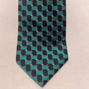 LANDS END Hand sewn in USA. 100% silk tie